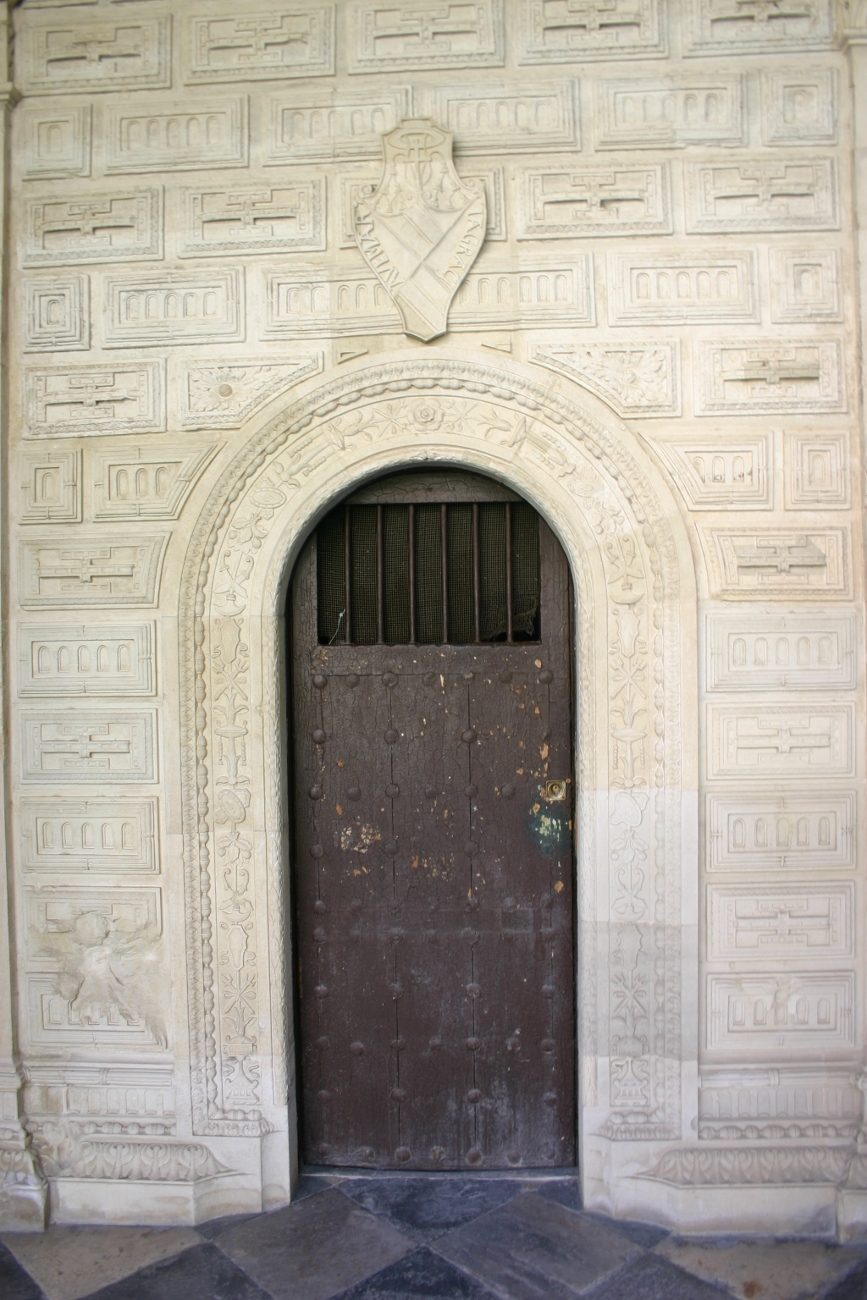 Hospital de Santa Cruz, Toledo, Spain - 08.jpg
